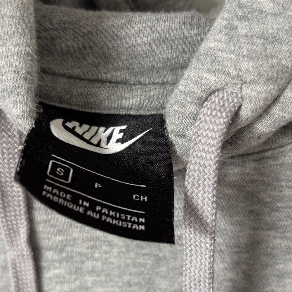 Nike Womens Gray Hoodie - Picture 2 of 3